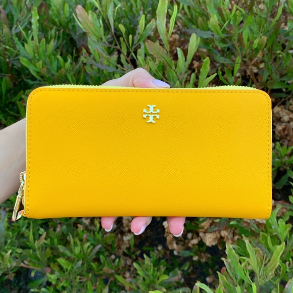 Tory Burch Bags Tory Burch Emerson Zip Passport Continental Wallet